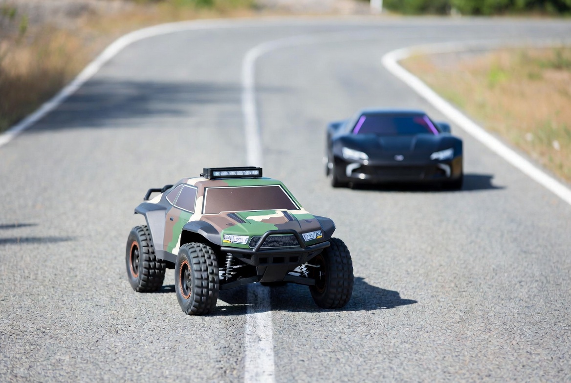 on road vs off road rc car